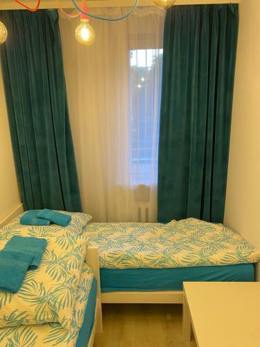 Apartamento Turkusowy Zak?tek G?og�w