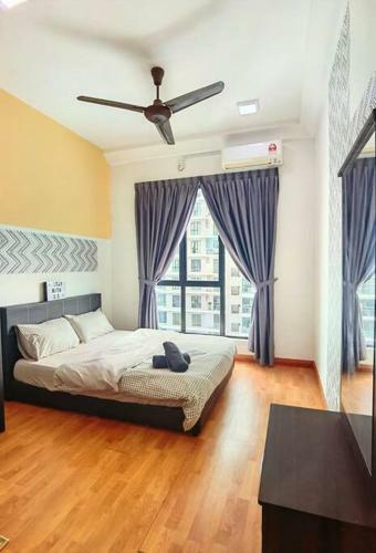 Apartamento B1606 Platino Paradigmmall Netflix Poolviewstay