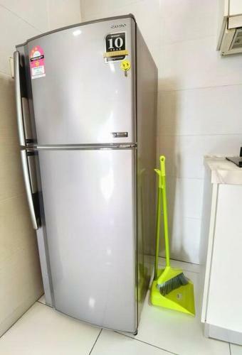 Apartamento B1606 Platino Paradigmmall Netflix Poolviewstay