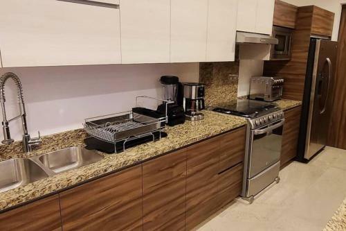 Apartamento Beautiful Home & Office With Arch View!