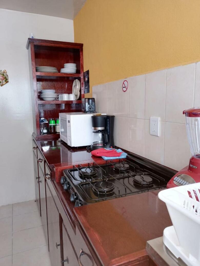 Casa Amplia A 5 Min Del Centro En Zona Cerrada