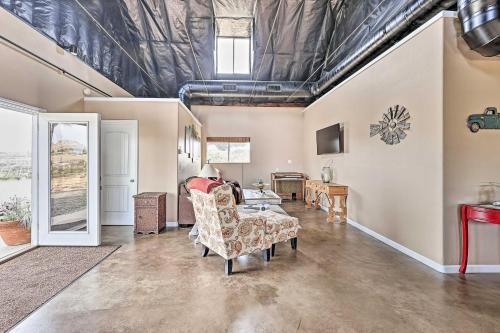 Cozy Temecula Abode With Patio - Near Wineries!