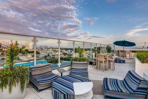 Apartamento West Hollywood - Lux Studio: Pool, Gym, Parking