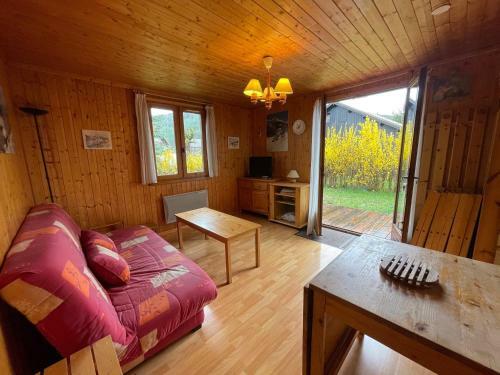 Chalet Barcelonnette, 3 Pi�ces, 4 Personnes - Fr-1-165a-151