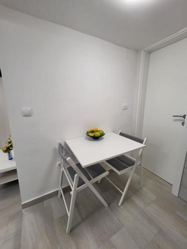 Apartamento Zele Koic 2