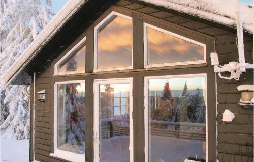 Three-bedroom Holiday Home In Sjusjoen
