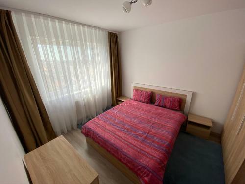 Apartamento Prima Onestilor Central Ap Decomandat In Vecin?tate Cu Prima Shops Mall