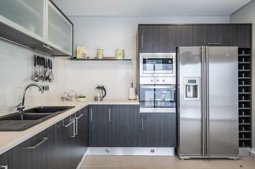 Moradia T3 Geminada Em Santo Ant�nio, Funchal
