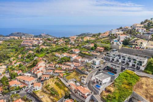 Moradia T3 Geminada Em Santo Ant�nio, Funchal