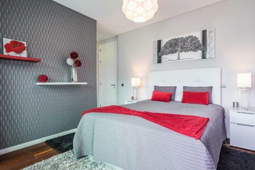 Moradia T3 Geminada Em Santo Ant�nio, Funchal