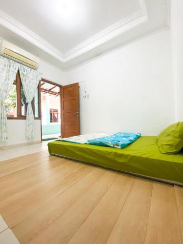 Hostal Homey Guesthouse Kertajaya (syariah)
