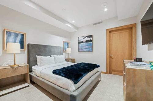 Apartamento Riverfront Lodge In Avon 2 Bedroom Residence