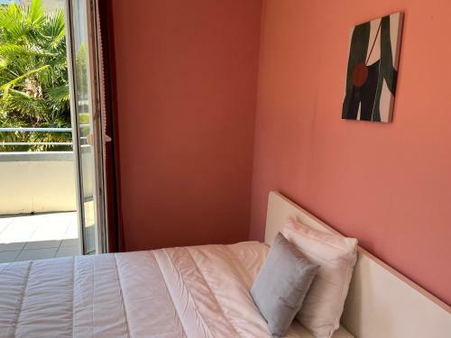Individual Villa With Free Parking Next To Lausanne