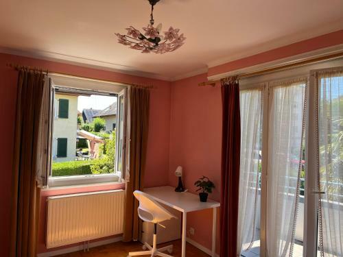 Individual Villa With Free Parking Next To Lausanne
