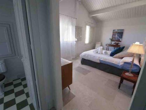 Hostal Room In Bungalow - Room With Bathroom En-suite
