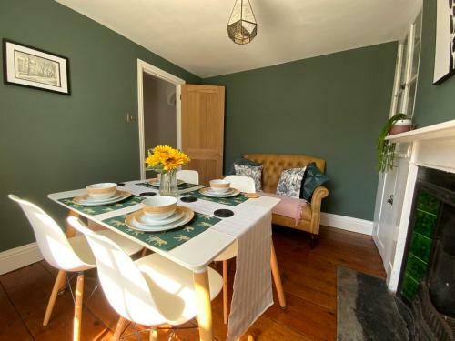 Charming Cottage Mins From Chichester City Centre