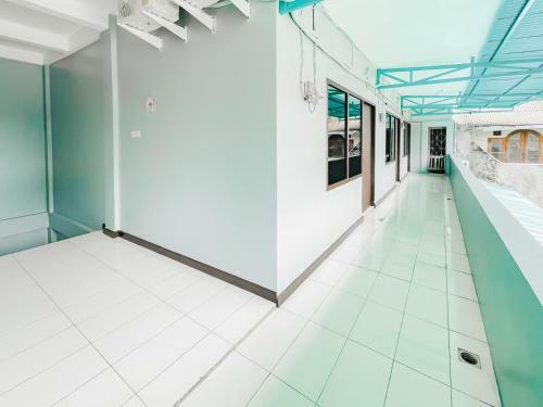 Urbanview Hotel Sagara Gardenview Bogor