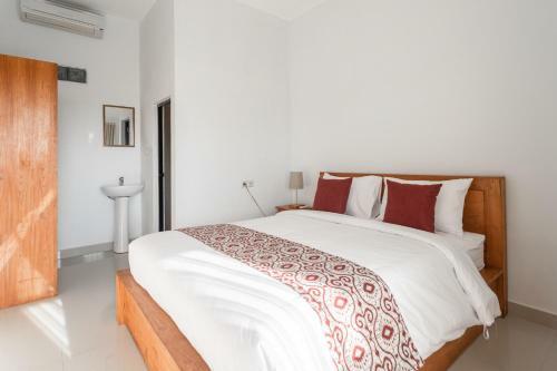 Hostal Cempaka Mas Guest House Canggu