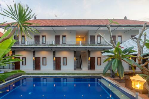 Hostal Cempaka Mas Guest House Canggu
