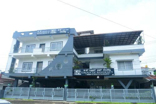 Bed & Breakfast Kk Group Of Residency