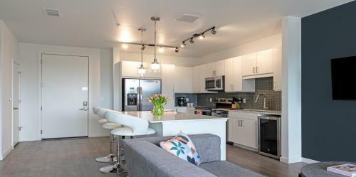 Lakewood Apartments By Barsala