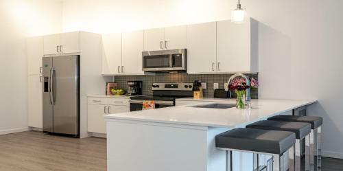 Lakewood Apartments By Barsala