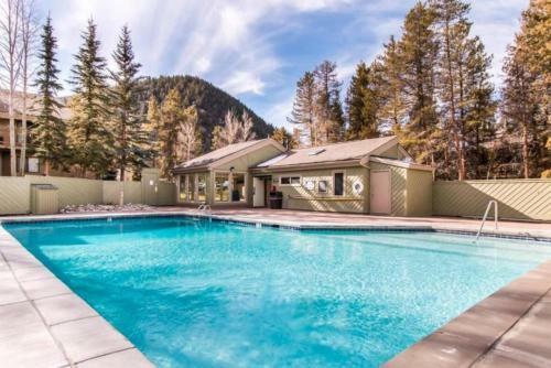 Apartamento 3 Bedroom Condo In Keystone - West Keystone
