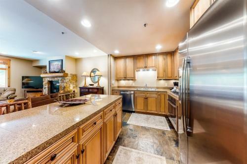 2 Bedroom Ski-in, Ski-out Condo At The Timbers