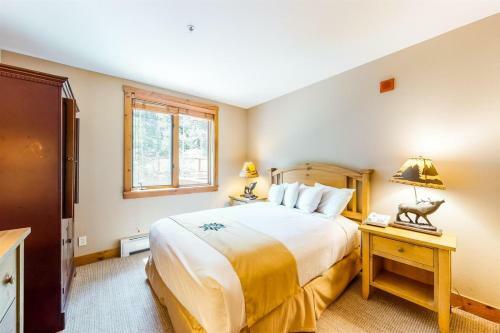 2 Bedroom Ski-in, Ski-out Condo At The Timbers