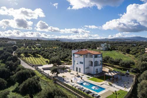 Villa Vita Residence, A Charming Family Escape