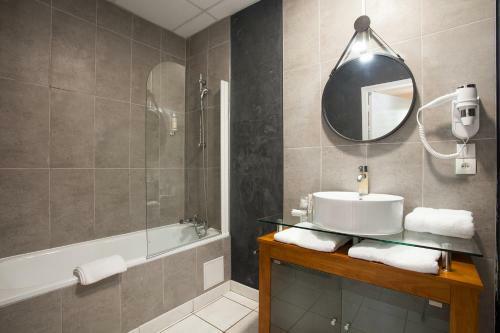 Hotel H�tel Le Relais Du Touron