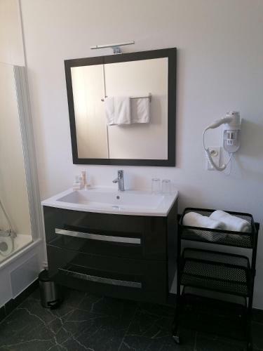 Hotel H�tel Le Relais Du Touron