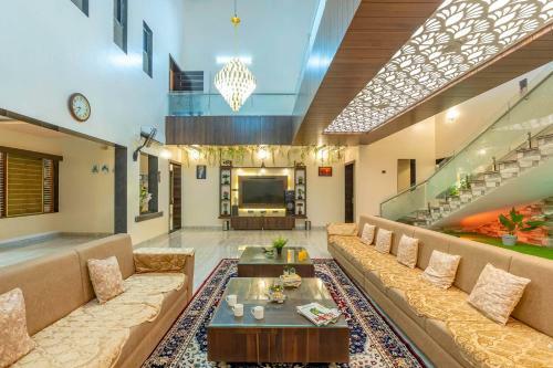 Villa Stayvista At Coco Palms