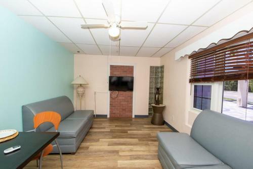 Apartamento Downtown Clearwater With Pool Parking And Golf