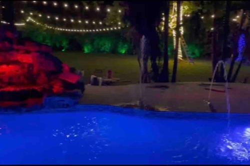Villa Rare Hidden Getaway Heated Pool 1.5 Acres! Sleeps 16