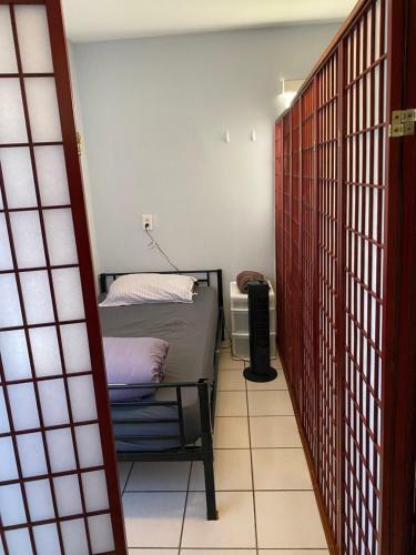 Albergue Private Cubicle - Single Bed - Mixed Shared Dorm - Miami Airport