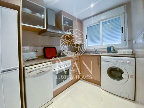 Apartamento Casa Nais- Iv�n Luxury Homes- Pta 9 - Sur - 1� L�nea De Playa