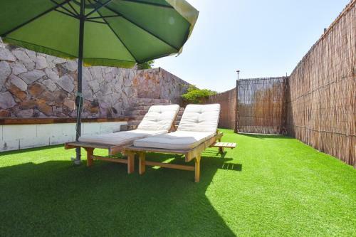 Book Jet - Villa Alegria With Private Pool