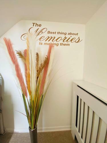 Coastal 2 Bedroom Maisonette With Parking