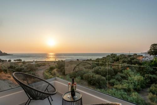 Luxury Villa Oxygen In Sfinari With Sunset Views