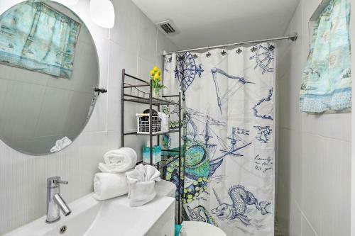 Sunny Pinellas Park Paradise With Private Pool!