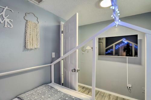Sunny Pinellas Park Paradise With Private Pool!