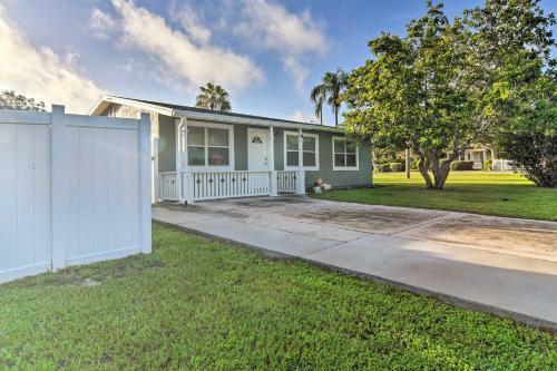 Family-friendly, Pastel Gem With Private Pool!