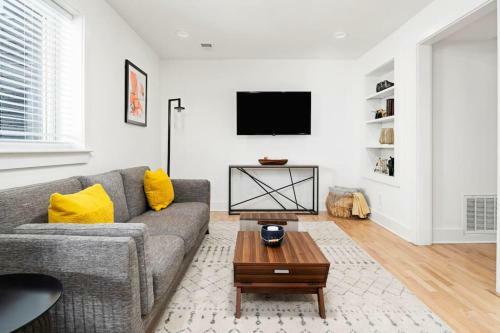 Apartamento Stayatl - - Central Midtown Apt Walk To Georgia Tech