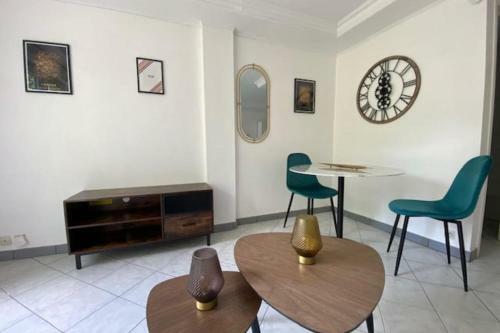 Apartamento Nice Studio 20 M For 2 With Parking And Terrace