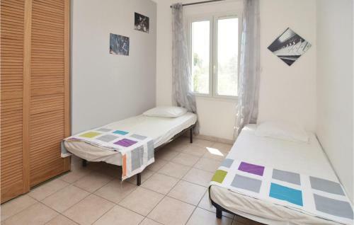 Nice Home In Calvisson With Wifi And 4 Bedrooms