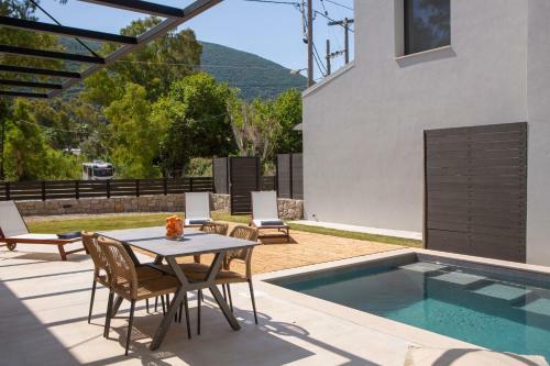 Seascape Villa Lithos