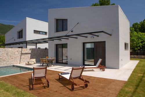 Seascape Villa Lithos