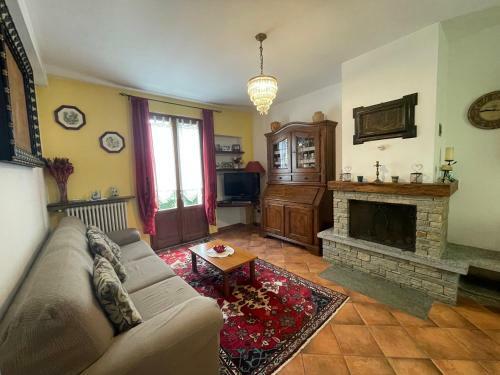 Terraced House With Garden In Dongo - Larihome