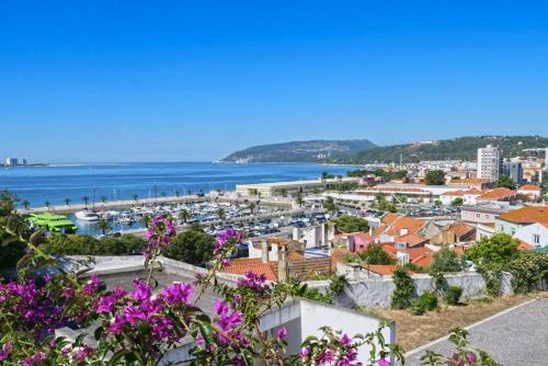 Apartamento Preia-mar Duplex Set�bal Miradouro